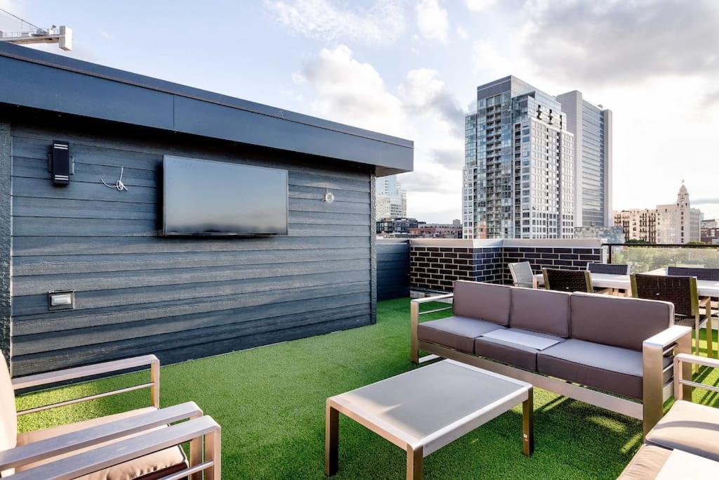 Breathtaking Downtown Penthouse A - Sleeps 11 Villa Chicago Esterno foto