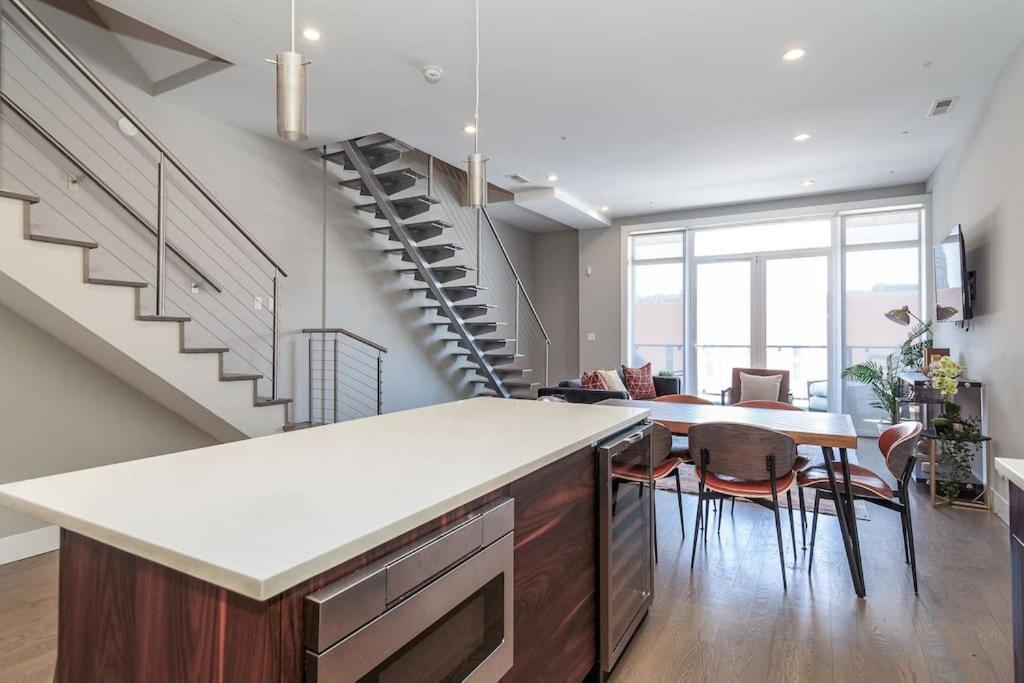 Breathtaking Downtown Penthouse A - Sleeps 11 Villa Chicago Esterno foto